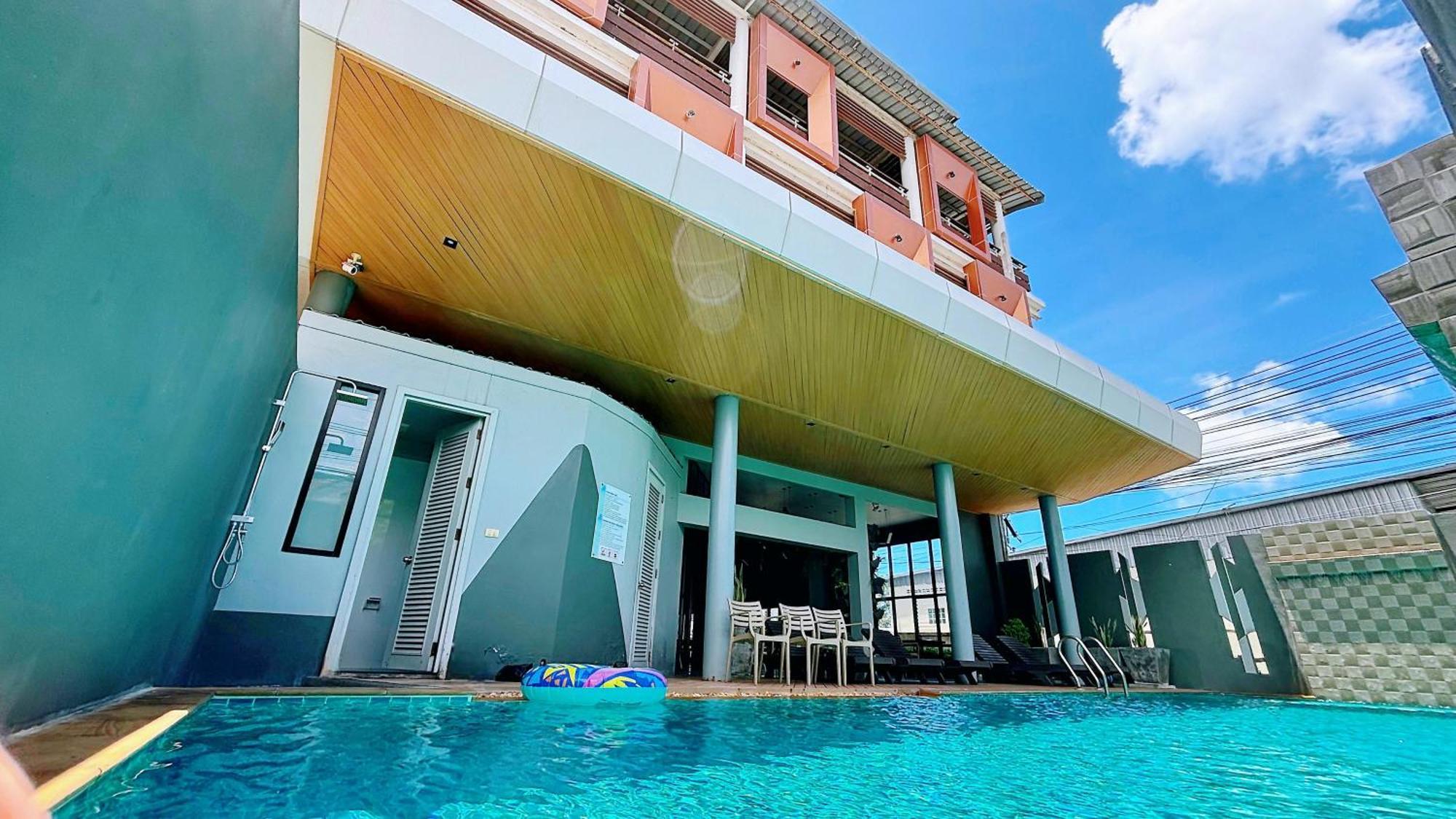Ratana Hotel Sakdidet, Phuket Town Exterior photo